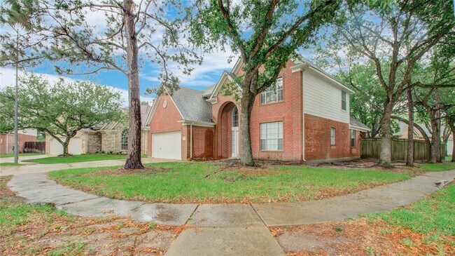 Building Photo - 5511 Medallion Pointe Dr