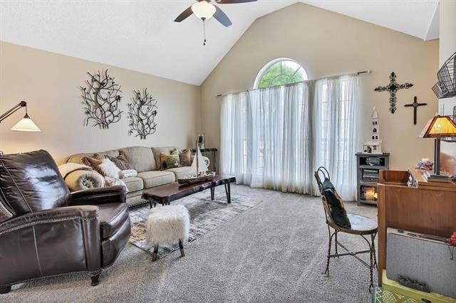 Foto del edificio - 6813 Hadley Dr