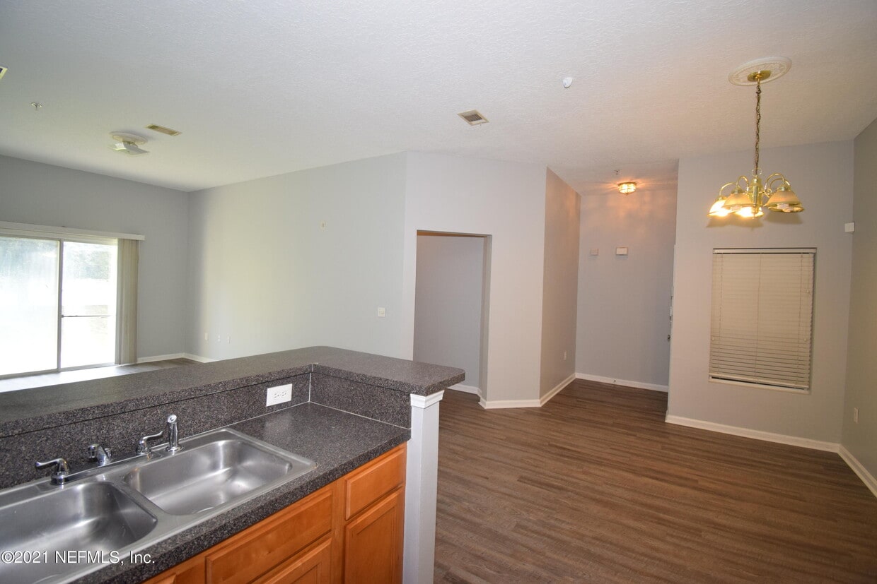7920 Merrill Rd Unit 1106, Jacksonville, FL 32277 Condo for Rent in