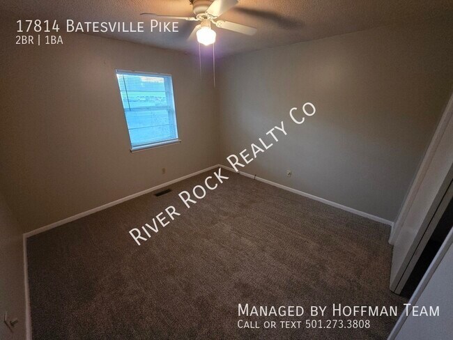 Foto del edificio - 17814 Batesville Pike