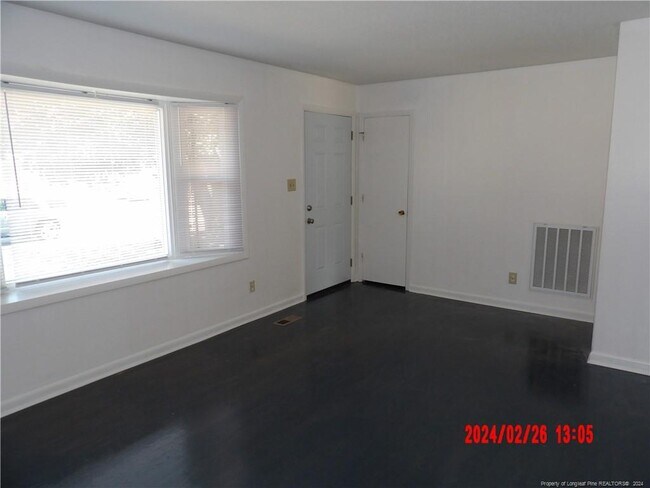 Building Photo - 5451 Dodge Ct