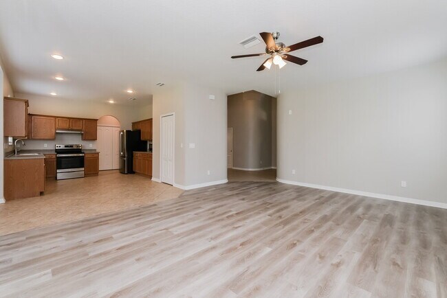 Foto del edificio - 21754 Waverly Shores Ln