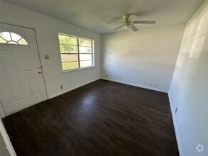 Building Photo - 101 S Burdette Ave