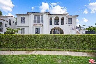 Building Photo - 1148 S Stanley Ave
