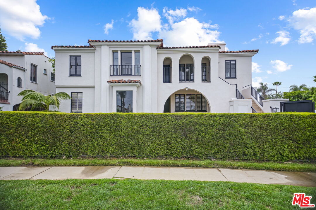 Foto principal - 1148 S Stanley Ave
