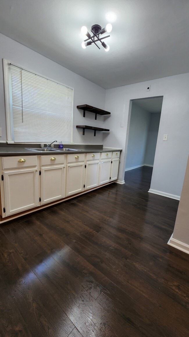 Kitchen - 2157 Almont St
