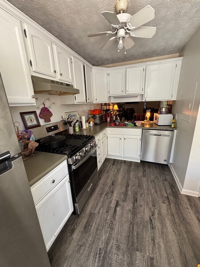 Foto del edificio - 1854 Grant Ct NW