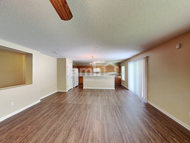 Foto del edificio - 11683 Springboard Drive