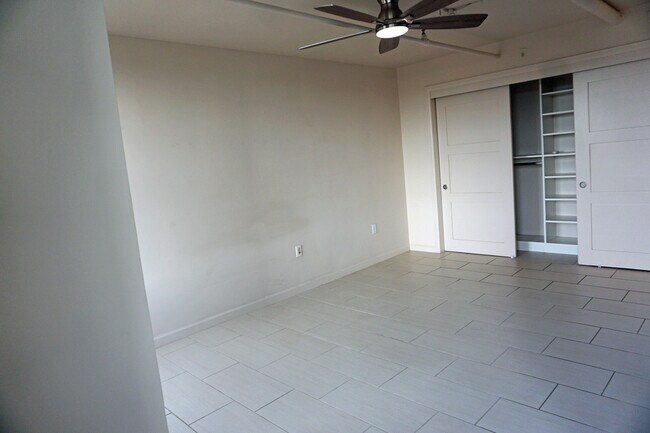 Foto del edificio - 535 W Thomas Rd