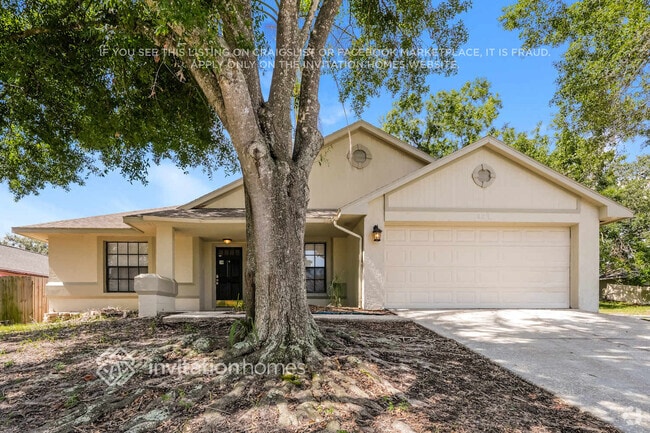 Building Photo - 901 Sandywood Dr