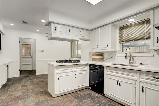 Photo - 5735 Wigton Drive Unit House
