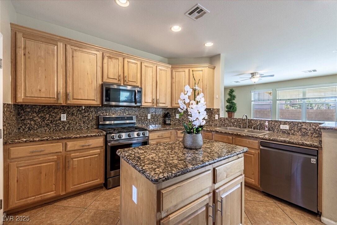 Foto principal - 9561 Rolling Thunder Ave