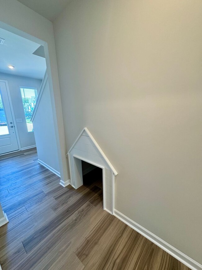 Foto del edificio - Beautiful, Brand New 2BR/2.5BA Townhouse i...