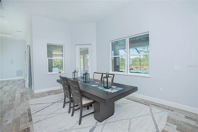 Foto del edificio - 4730 Mooney Ln