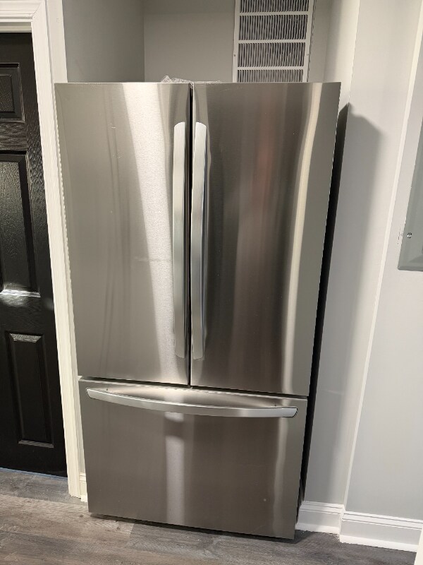 Foto del edificio - 1271 Limit Ave