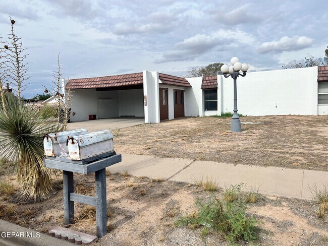 Foto del edificio - 1590 Hartsdale Dr