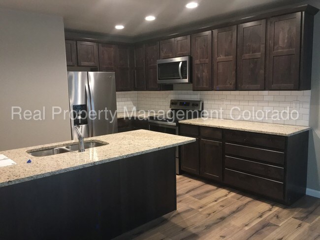 Building Photo - Brand New 3 Bed, 2.5 Bath Duplex