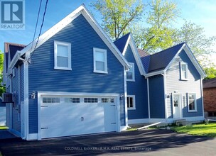 Building Photo - 126 Reach St