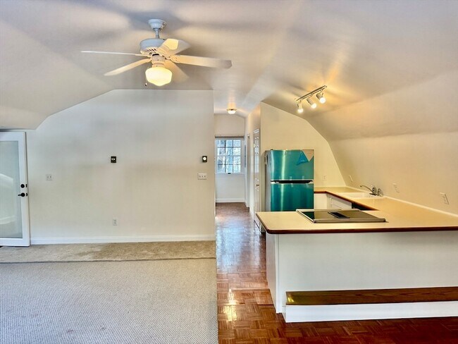 Photo - 165 Grove St Apartment