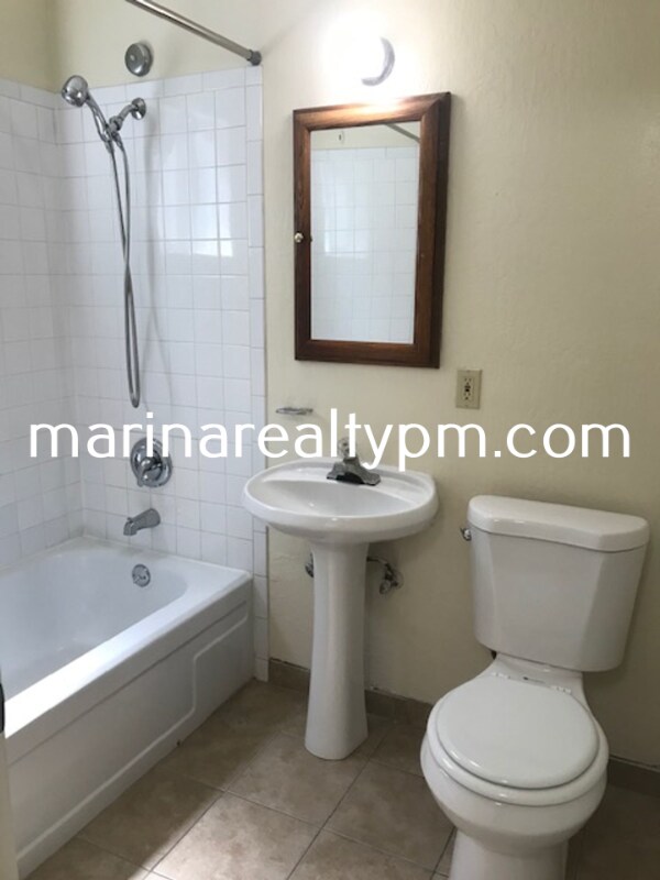 Building Photo - 630-644 Lincoln Rd E