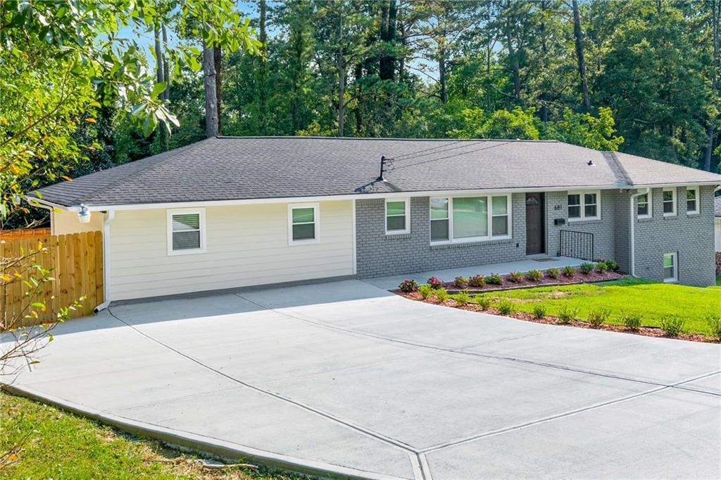 Foto principal - 681 Fielding Ln SW
