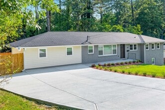 Building Photo - 681 Fielding Ln SW