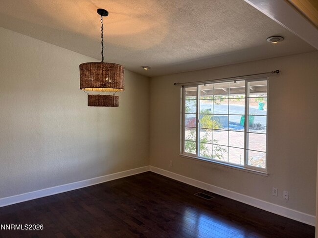 Building Photo - 1440 Joanie Ct