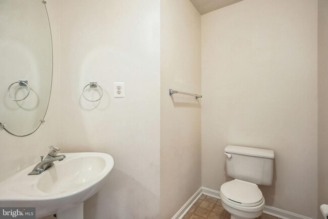 Foto del edificio - 13477 Stowaway Ct