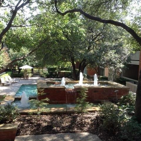 Foto del edificio - 12660 Hillcrest Rd