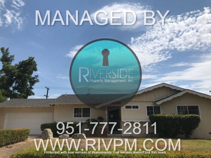 Primary Photo - Pool home near UCR!