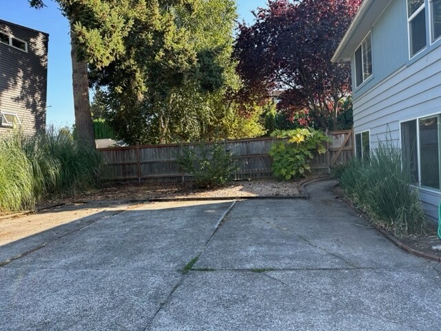 Off street parking - 4228 27th Ave W