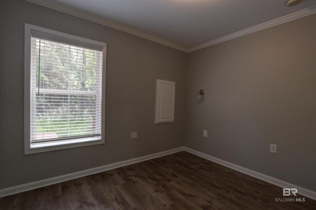 Foto del edificio - 13804 Scenic Hwy