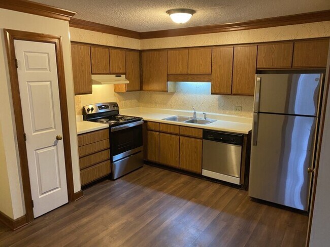 Building Photo - 3532 Ivy Commons Dr