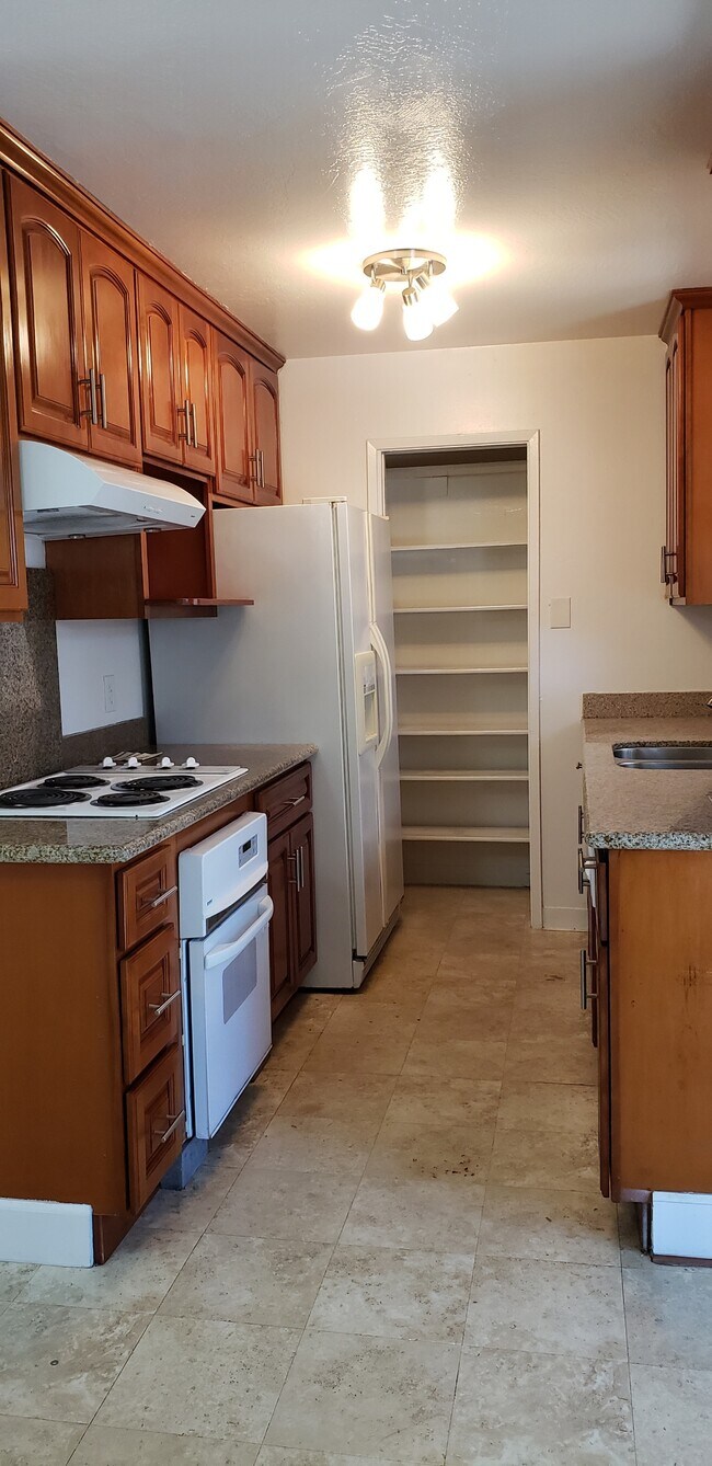 Foto del edificio - 513 Piazza Dr