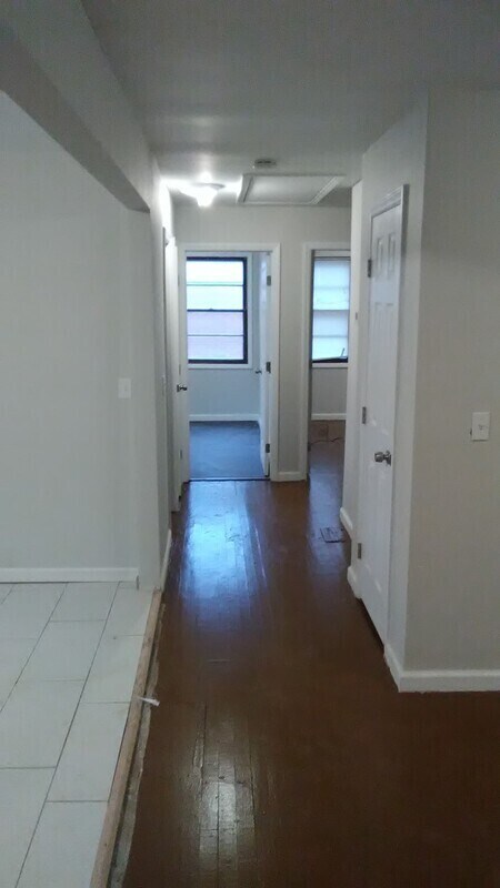 Foto del edificio - 4207 Dinglewood Ave