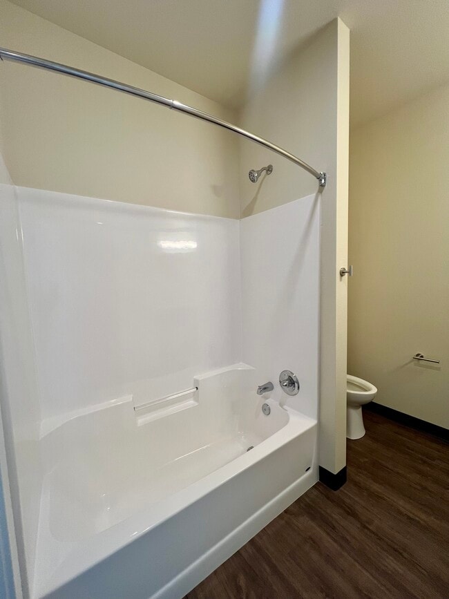 Baño - Meridian Commons