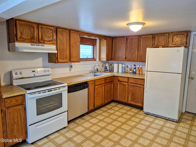 Foto del edificio - 160 Old Plant Rd