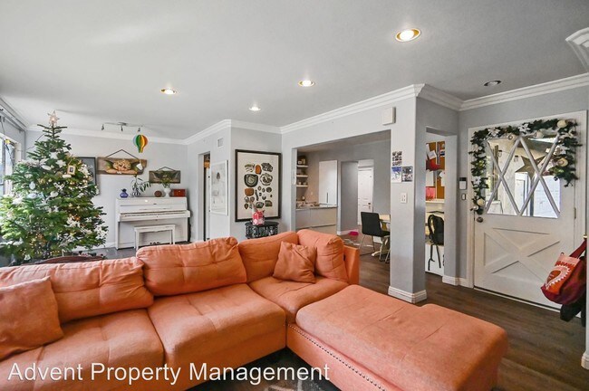 Foto del edificio - 3 br, 2 bath House - 1590 Sheridan Avenue