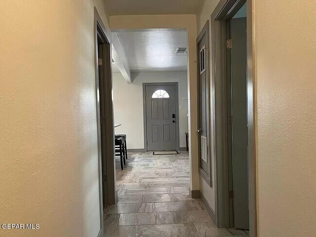 Foto del edificio - 6126 Gila Rd