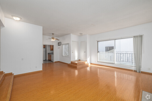 2BR, 2BA - 1,200SF - Living Room - 1651 Camden Ave