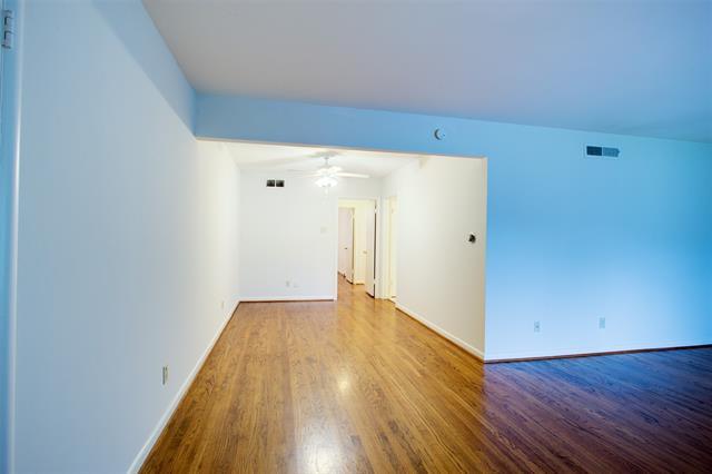 Building Photo - 6550 St Moritz Ave