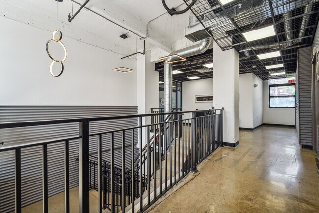 Foto del edificio - 475 S Jefferson St