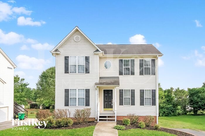 Foto principal - 6036 Holder Rd