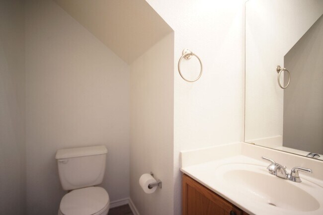 Foto del edificio - 3/1.5 House in South Austin