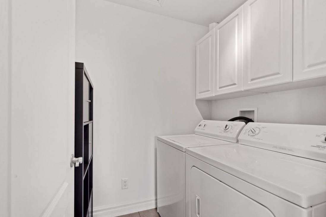 Foto del edificio - 2817 W 6th St