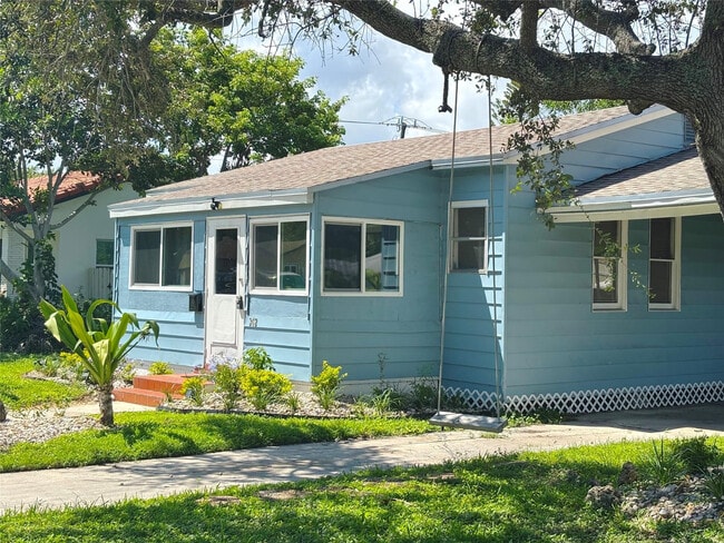 Foto del edificio - 342 SW 2nd Ave