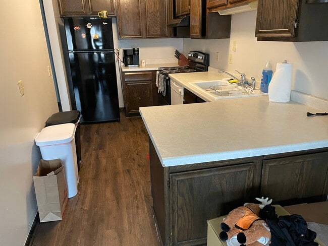 Building Photo - 4456 Johnny Cake Ridge Rd