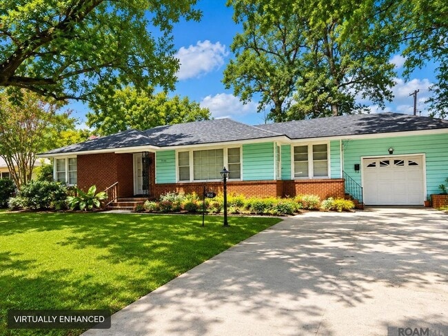 Building Photo - 9161 Meadowood St