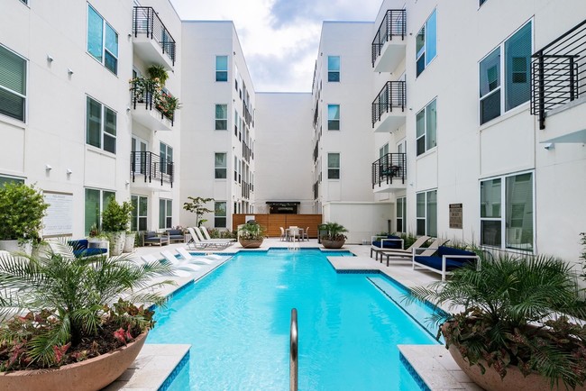 Picture of Apartments for Rent in 77573 - League City, TX | Apartments.com