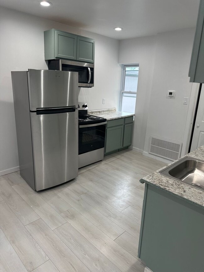 Photo - 1133 Merchant St Apartment